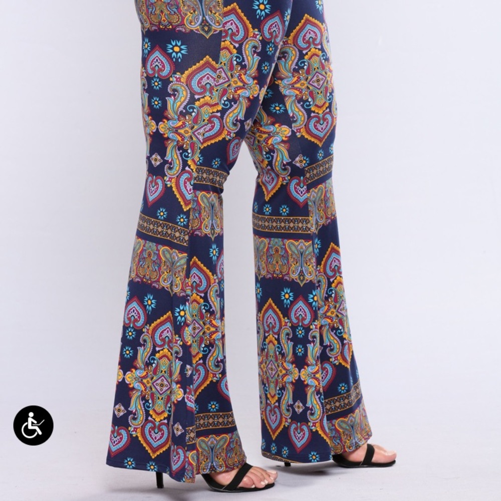 Stretchy Bell Bottom Printed Pants NWT Size 2x